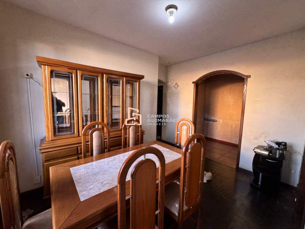 Casa, Tirol, 3 Quartos, 2 Vagas, 1 Suíte