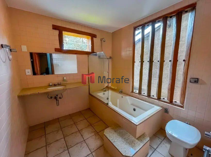 Casa, Castelo, 4 Quartos, 4 Vagas, 1 Suíte