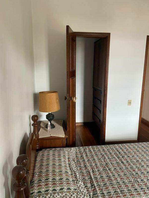 Casa, Comiteco, 4 Quartos, 3 Vagas, 1 Suíte