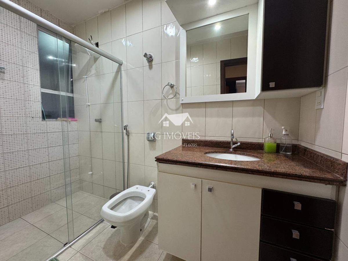 Apartamento, Barreiro, 3 Quartos, 2 Vagas, 1 Suíte