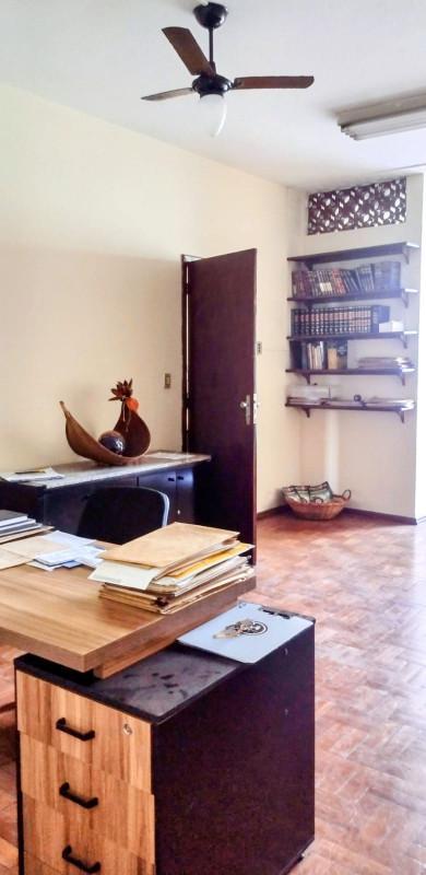 Sala, Barro Preto, 0 Quarto, 0 Vaga