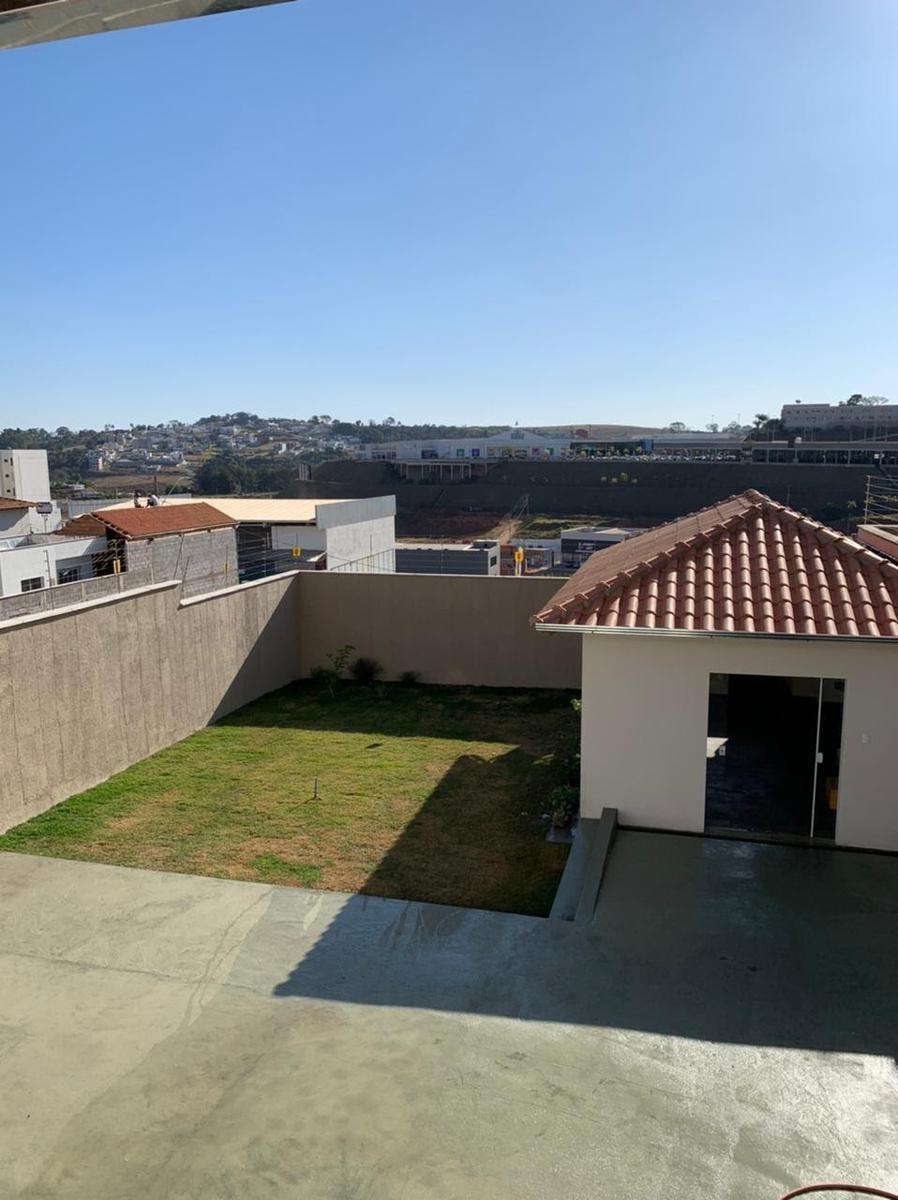 Casa, Santa Luiza, 2 Quartos, 3 Vagas