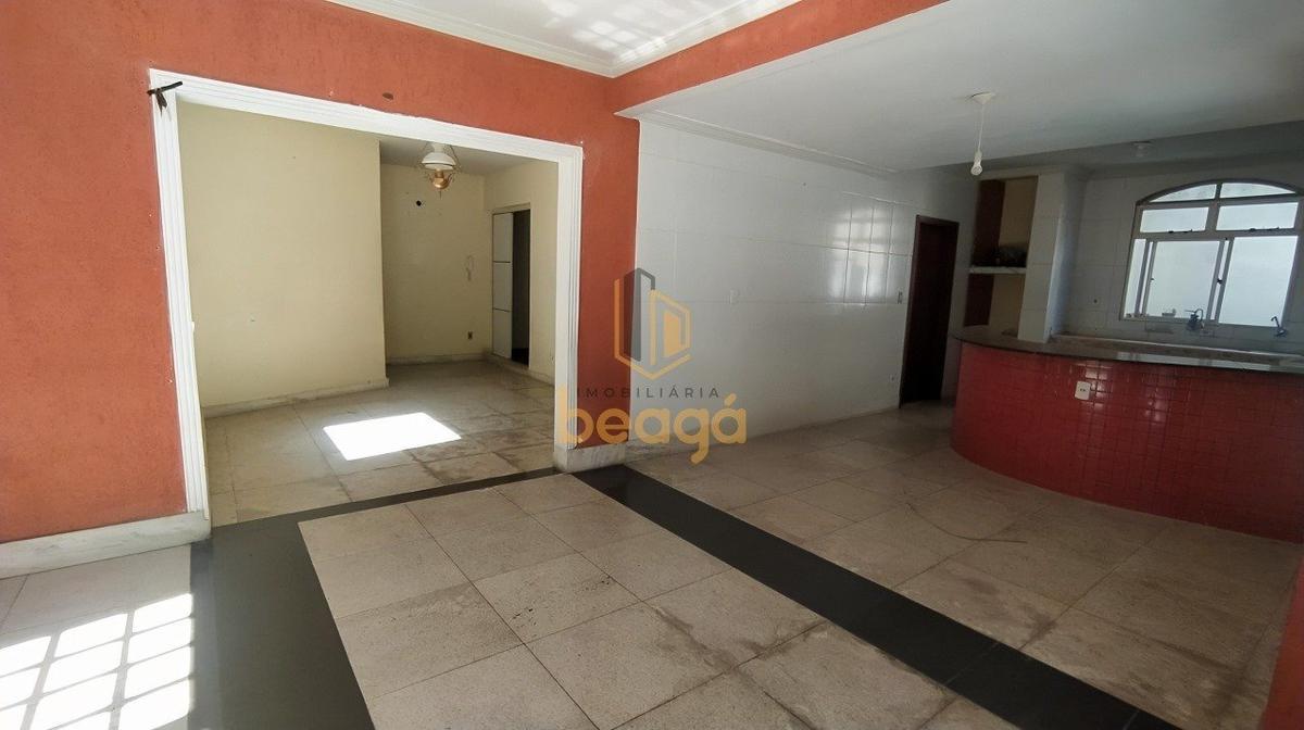 Casa, Braúnas, 4 Quartos, 5 Vagas, 2 Suítes