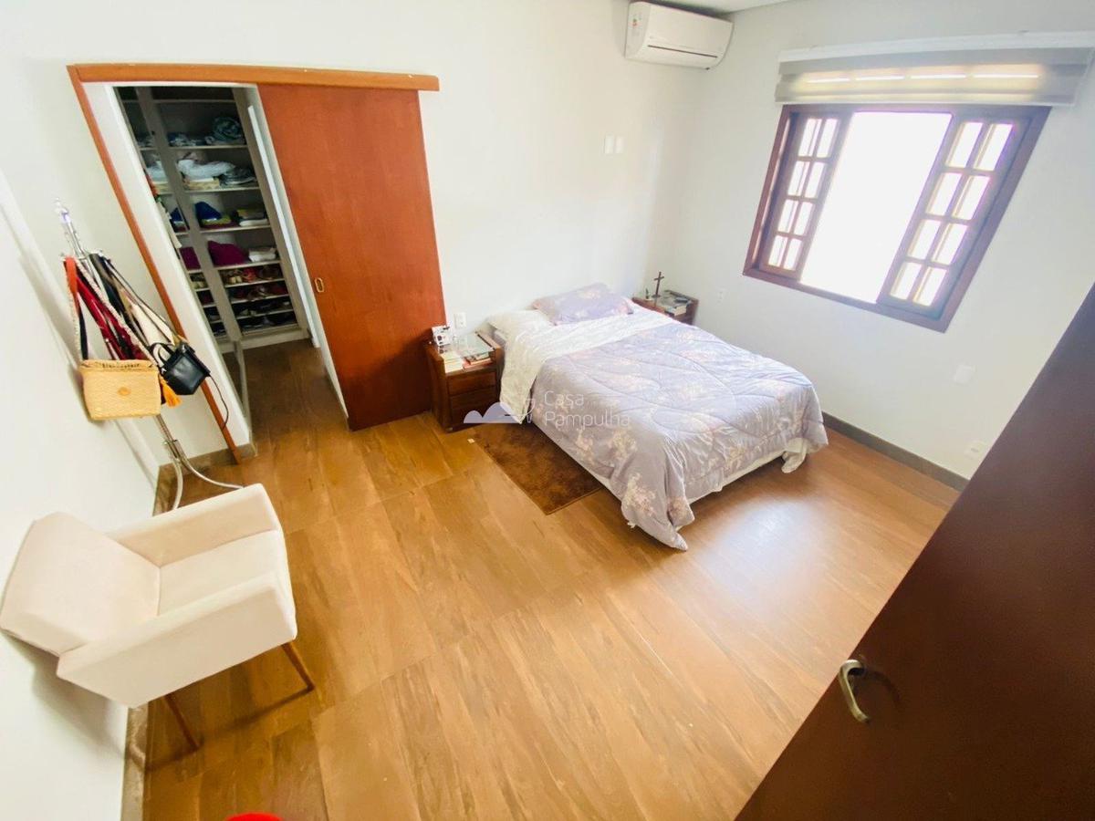 Casa, Trevo, 3 Quartos, 8 Vagas, 1 Suíte