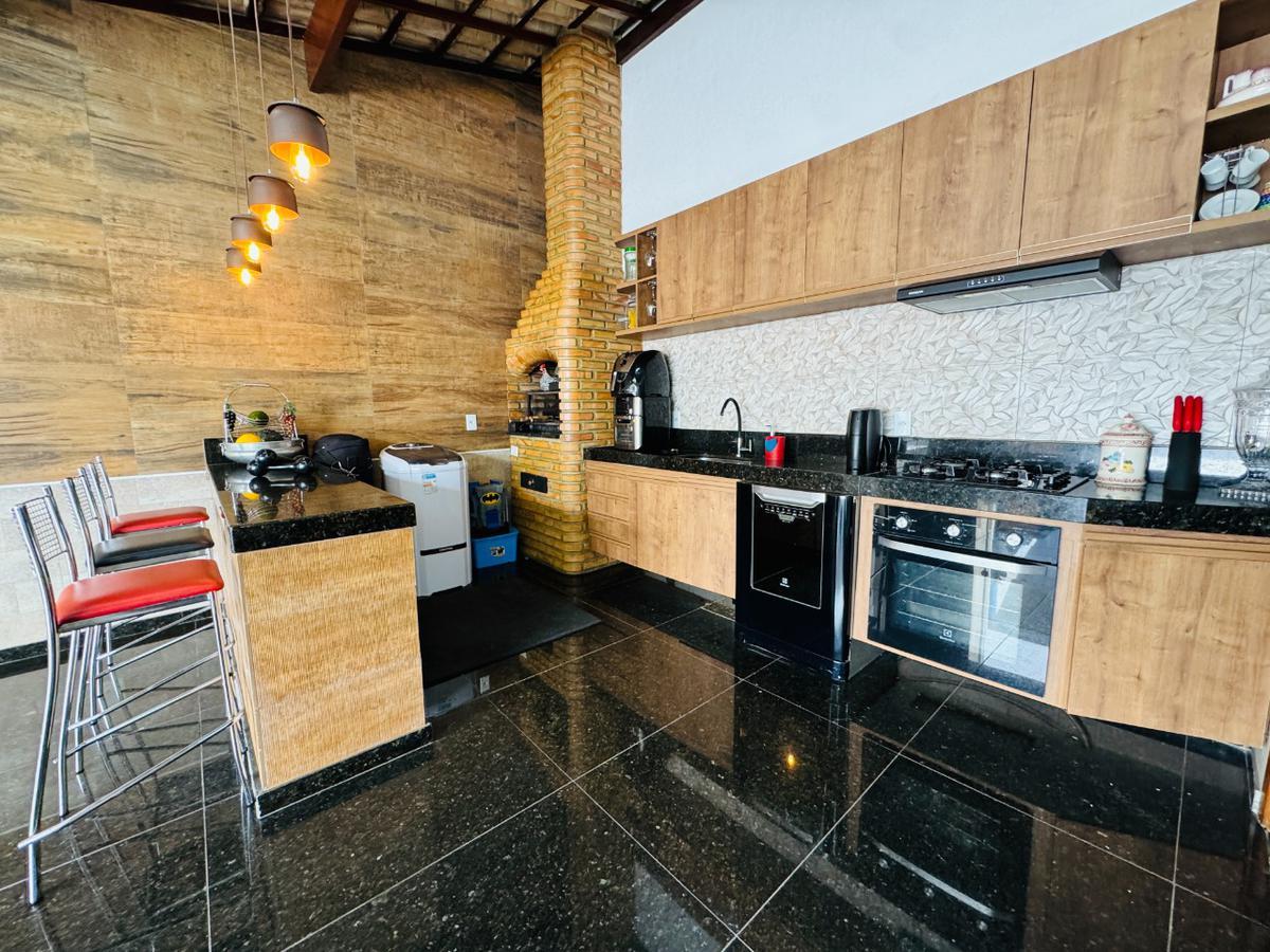 Casa, Santa Amélia, 3 Quartos, 4 Vagas, 1 Suíte