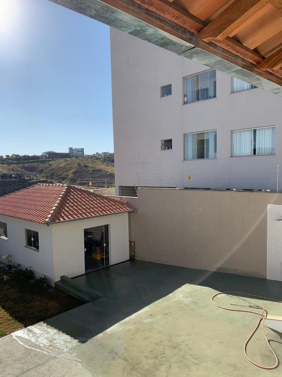 Casa, Santa Luiza, 2 Quartos, 3 Vagas