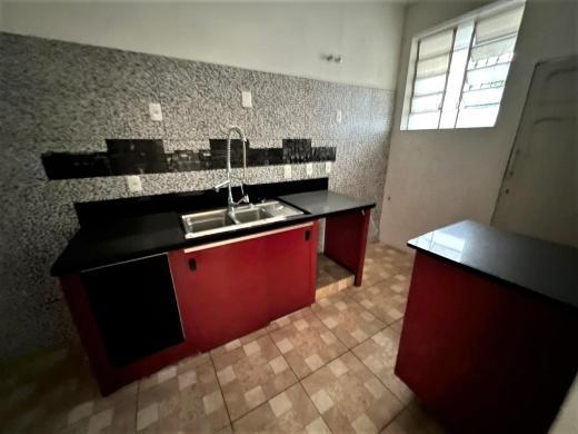 Casa Comercial, Carmo, 3 Quartos, 4 Vagas