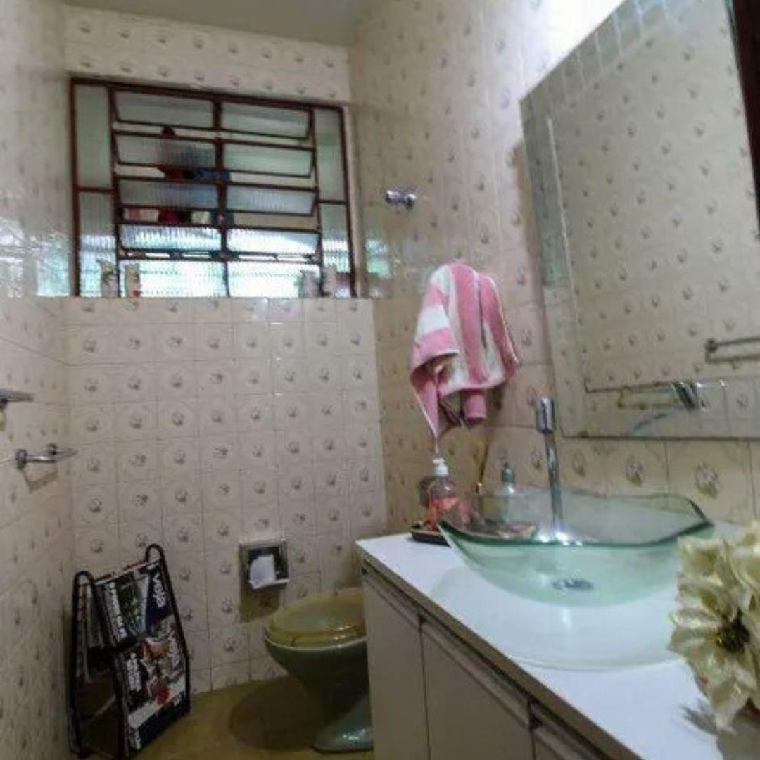 Casa, Calafate, 5 Quartos, 4 Vagas, 2 Suítes