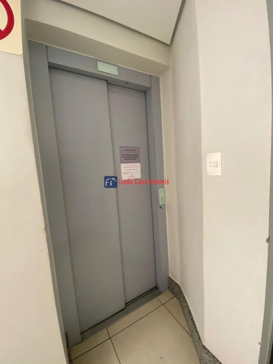 Sala, Padre Eustáquio, 0 Quarto, 1 Vaga