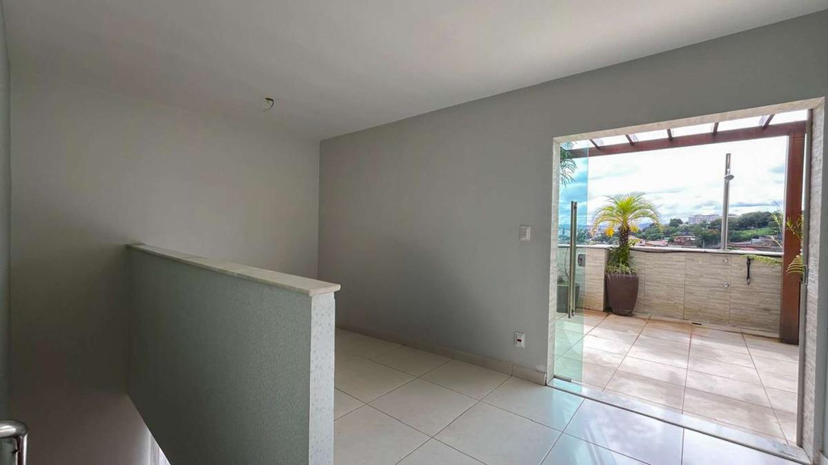 Cobertura, Santa Rosa, 3 Quartos, 3 Vagas, 2 Suítes