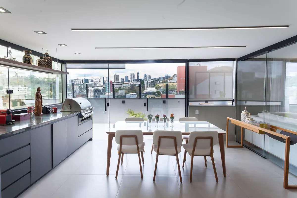 Cobertura, Estoril, 2 Quartos, 2 Vagas, 1 Suíte