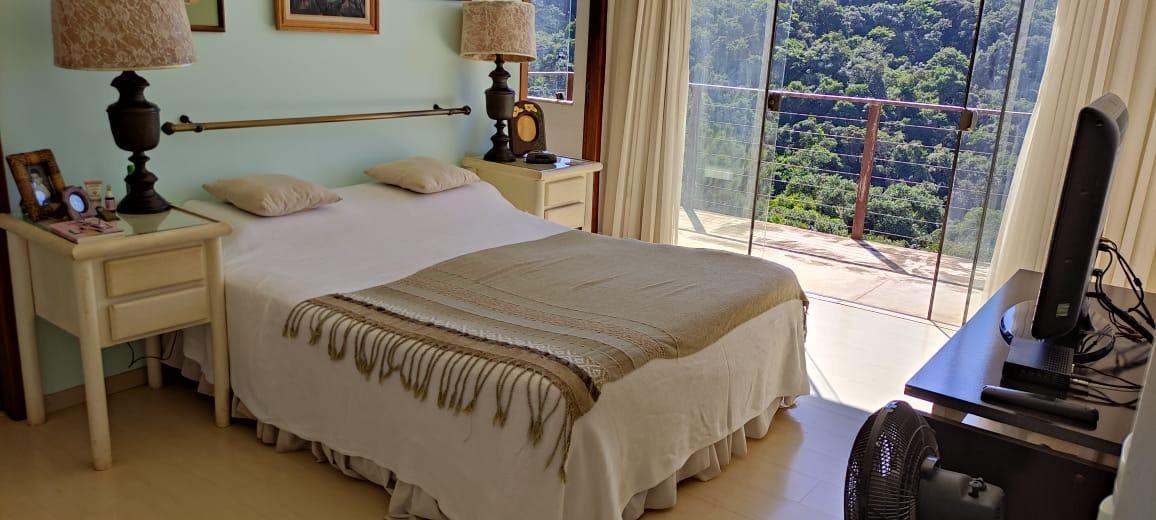 Casa, Alphaville - Lagoa dos Ingleses, 6 Quartos, 4 Vagas, 2 Suítes