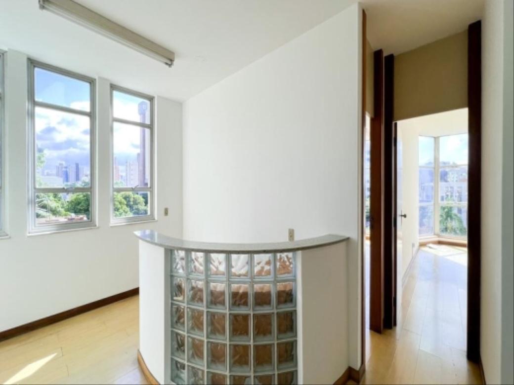 Andar, Santa Efigênia, 0 Quarto, 2 Vagas