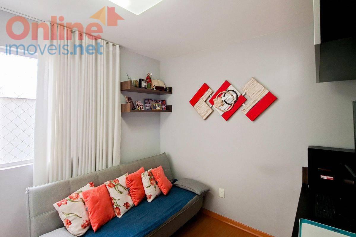 Apartamento, Sagrada Família, 3 Quartos, 0 Vaga, 2 Suítes