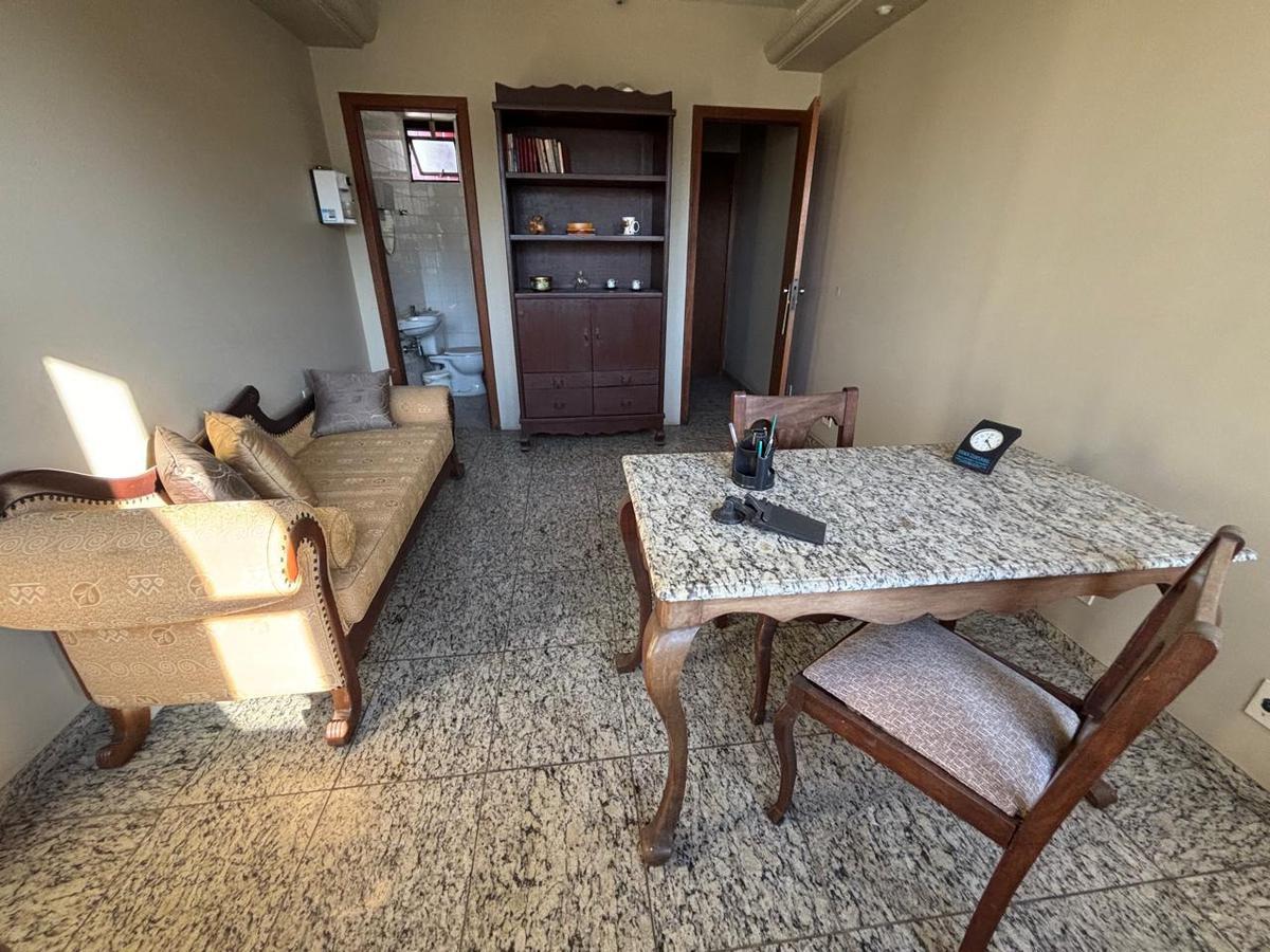 Sala, Funcionários, 0 Quarto, 0 Vaga