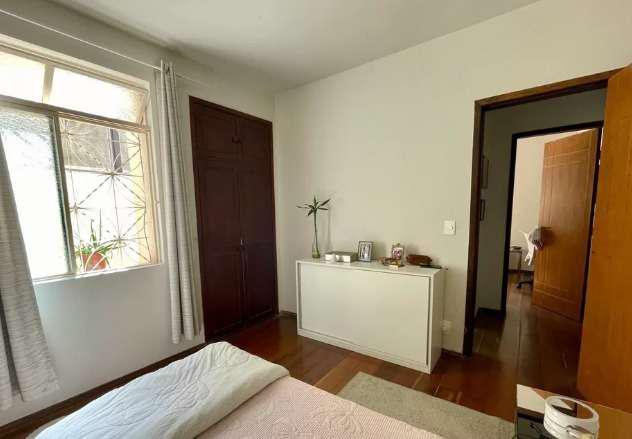 Apartamento, Sagrada Família, 2 Quartos, 1 Vaga, 1 Suíte