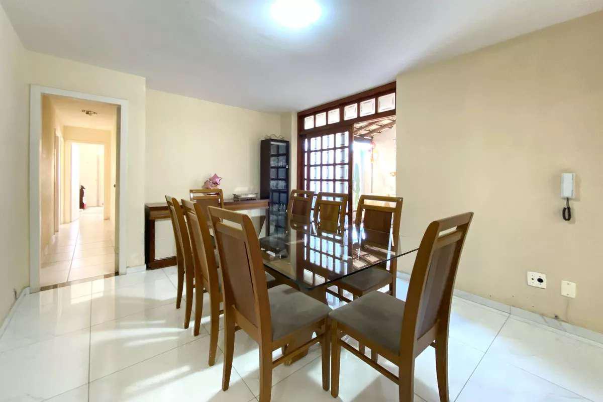 Apartamento, Gutierrez, 5 Quartos, 1 Vaga, 2 Suítes