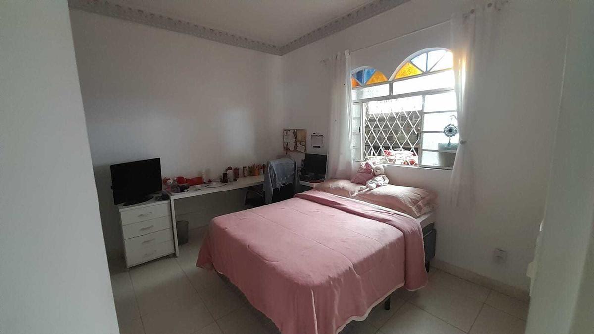 Casa, Palmeiras, 3 Quartos, 8 Vagas, 2 Suítes