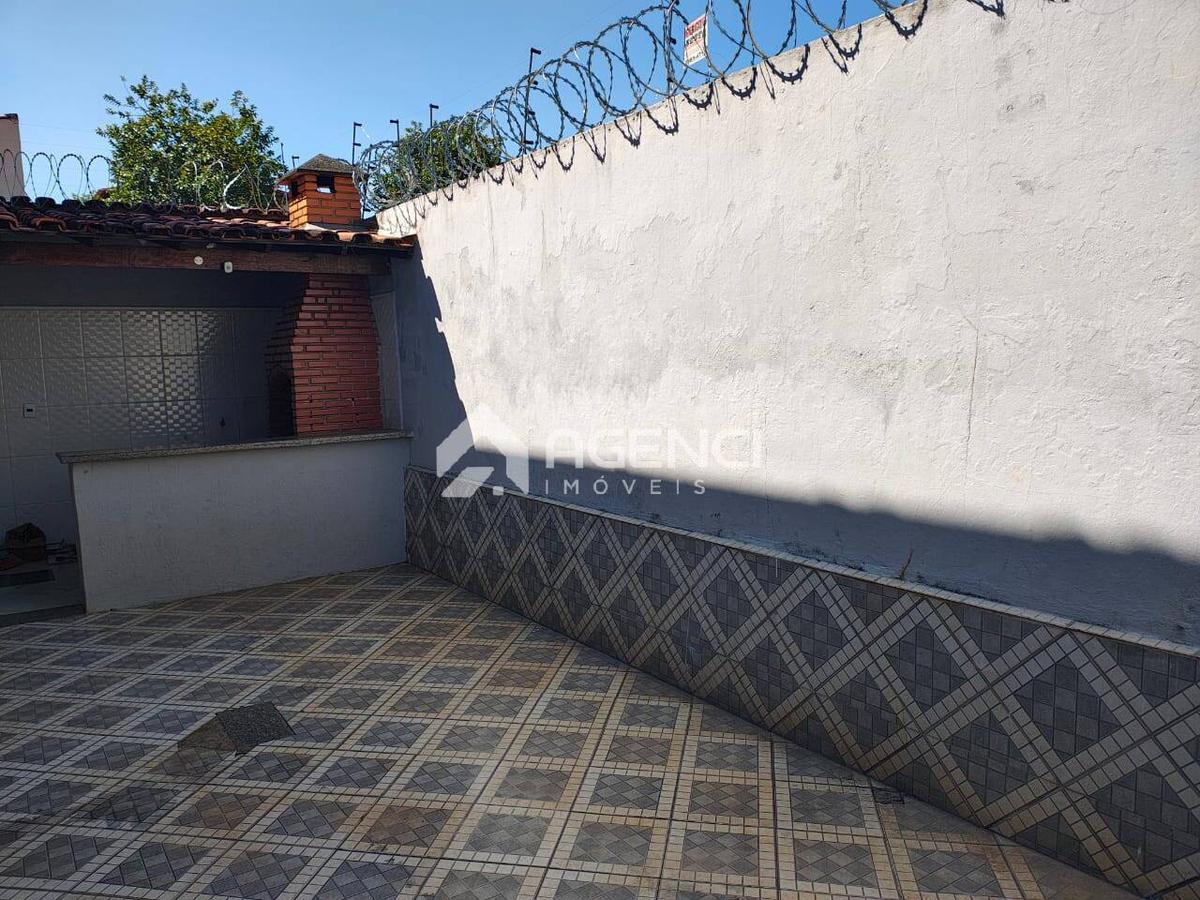 Casa, Serrano, 4 Quartos, 0 Vaga, 1 Suíte