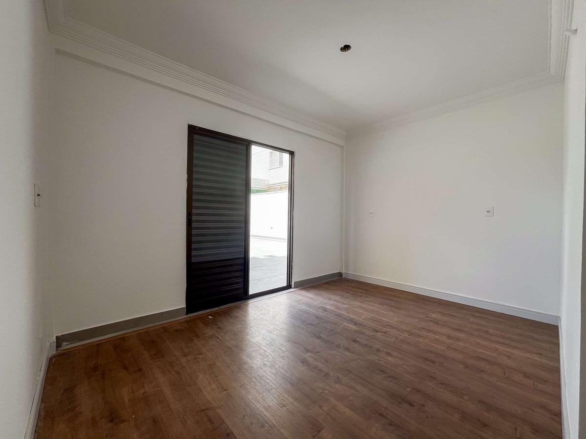 Apartamento, Floresta, 3 Quartos, 2 Vagas, 2 Suítes