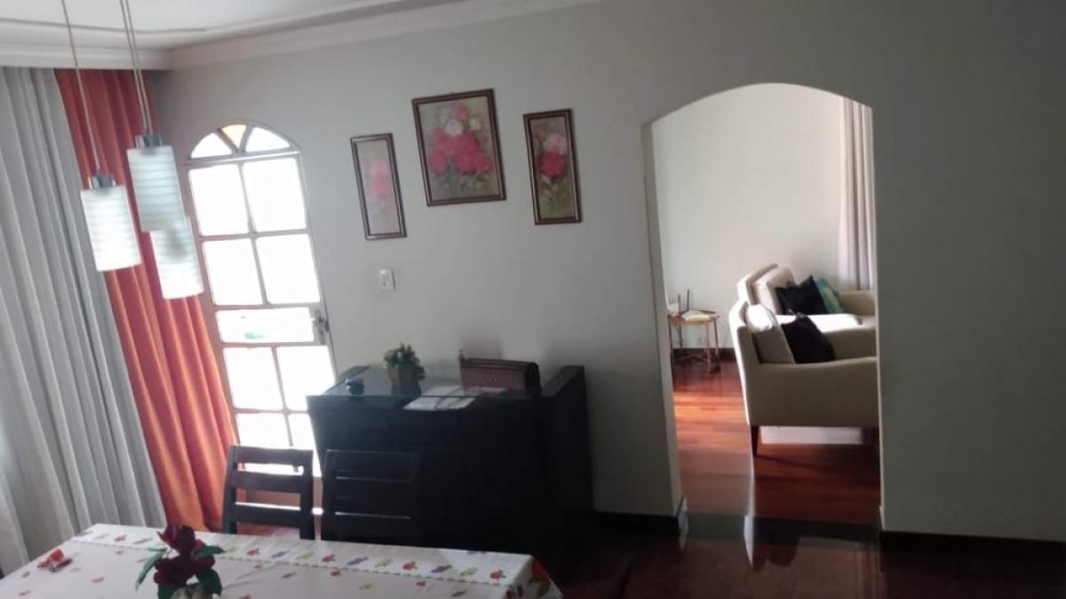 Casa, Tirol, 3 Quartos, 10 Vagas