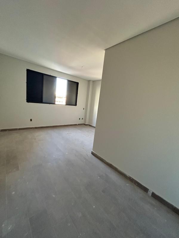 Apartamento, Jaraguá, 4 Quartos, 3 Vagas, 1 Suíte