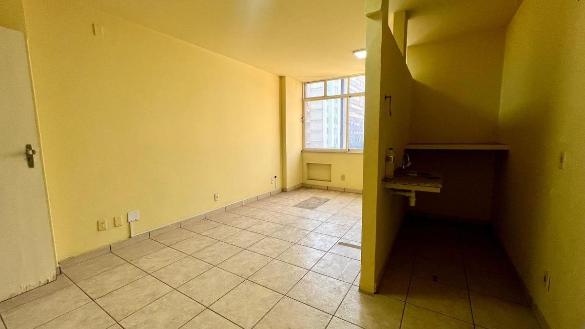 Sala, Centro, 0 Quarto, 0 Vaga