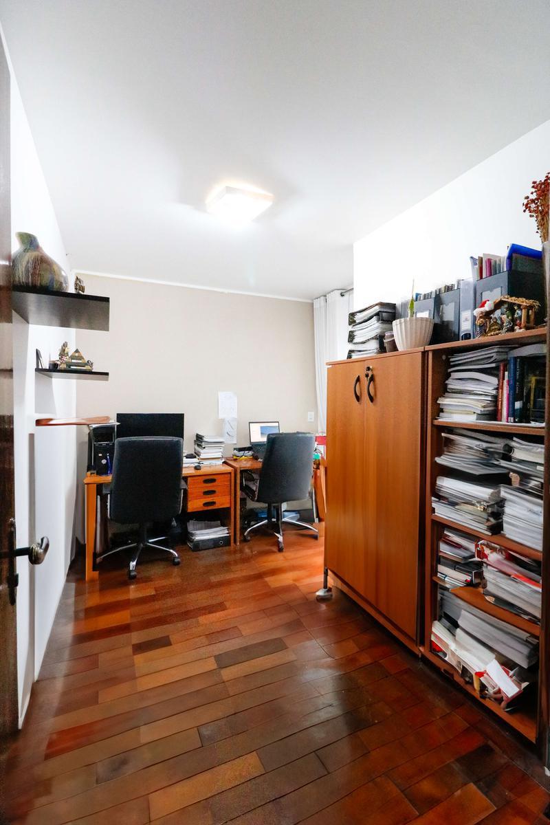 Casa, Buritis, 2 Quartos, 2 Vagas, 1 Suíte