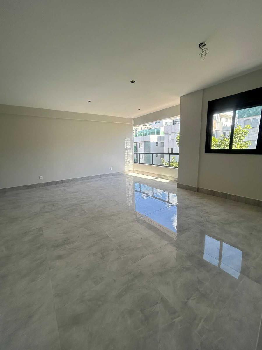 Apartamento, Castelo, 4 Quartos, 3 Vagas, 3 Suítes