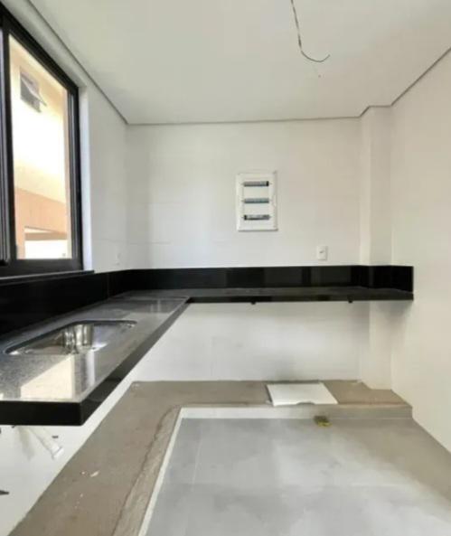 Casa, São Luiz (pampulha), 4 Quartos, 2 Vagas, 1 Suíte