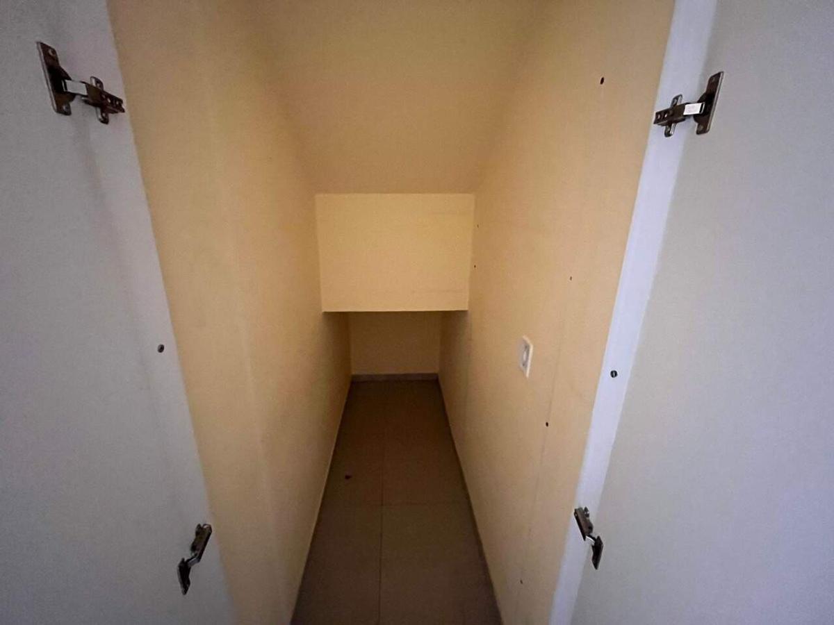 Casa, Vista Alegre, 2 Quartos, 1 Vaga