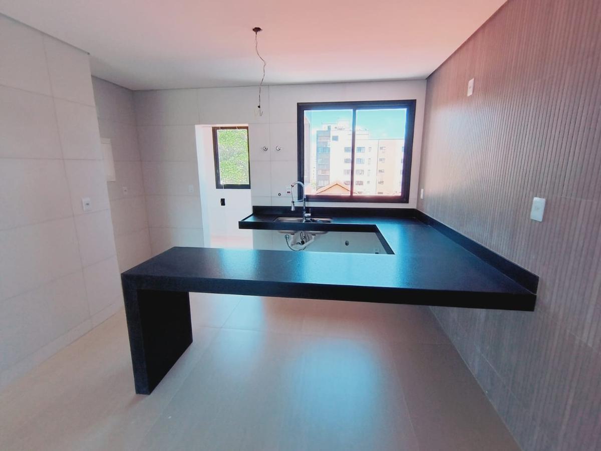 Apartamento, Jaraguá, 4 Quartos, 3 Vagas, 1 Suíte