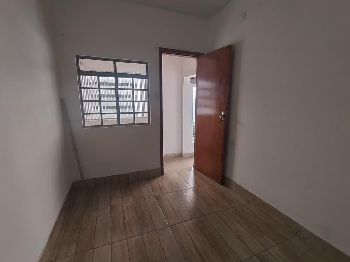 Casa, Centro, 4 Quartos, 0 Vaga