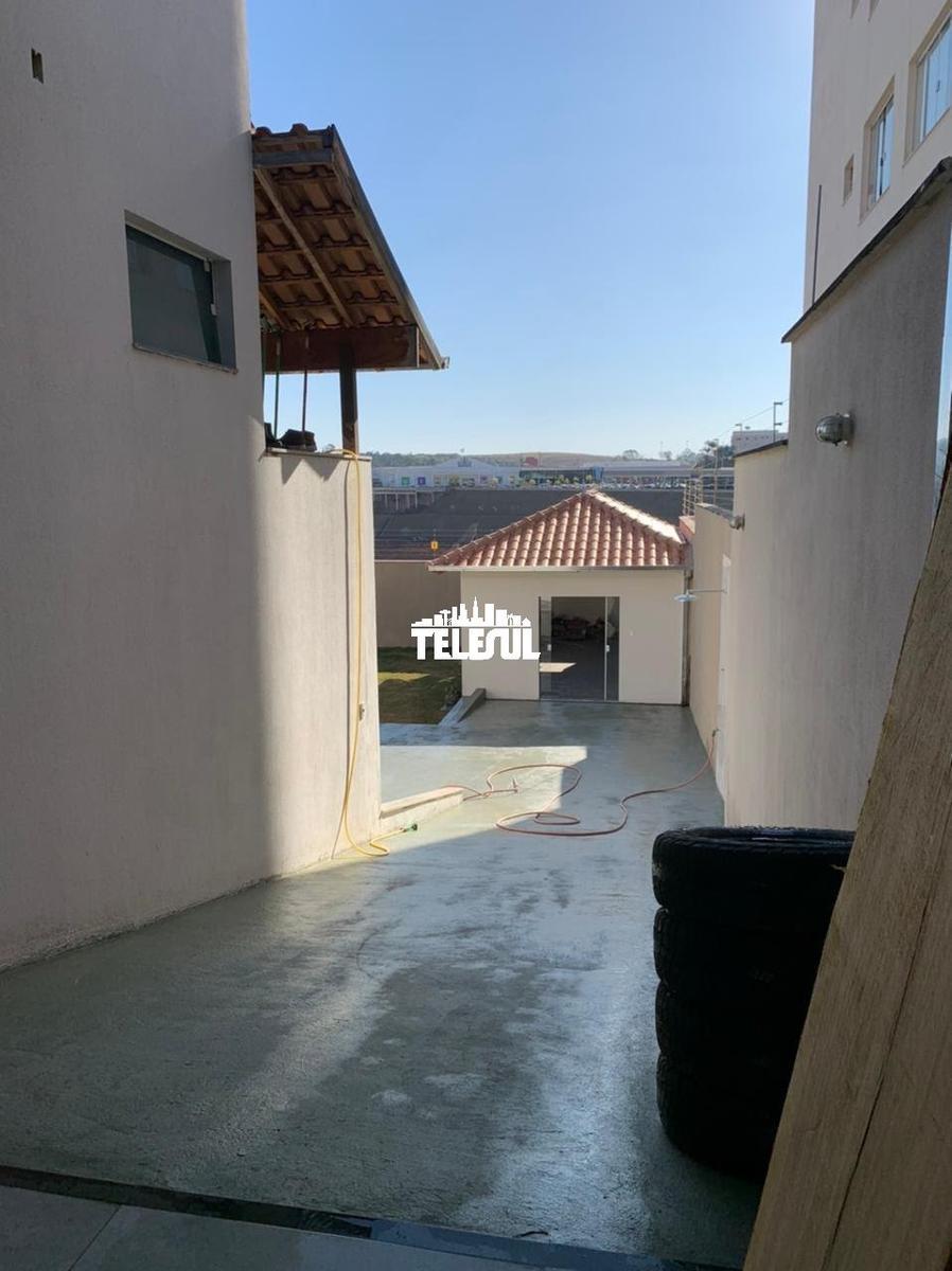Casa, Santa Luiza, 1 Quarto, 3 Vagas
