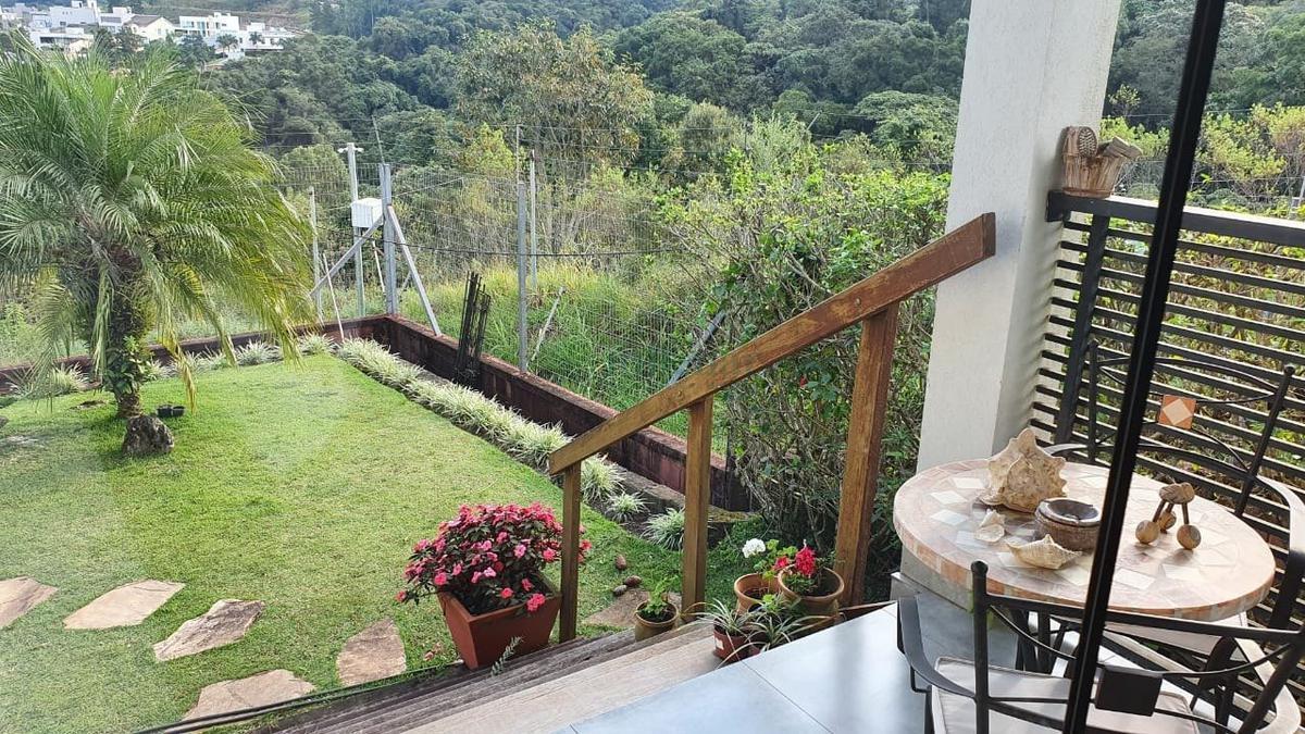 Casa, Alphaville - Lagoa dos Ingleses, 4 Quartos, 6 Vagas, 2 Suítes