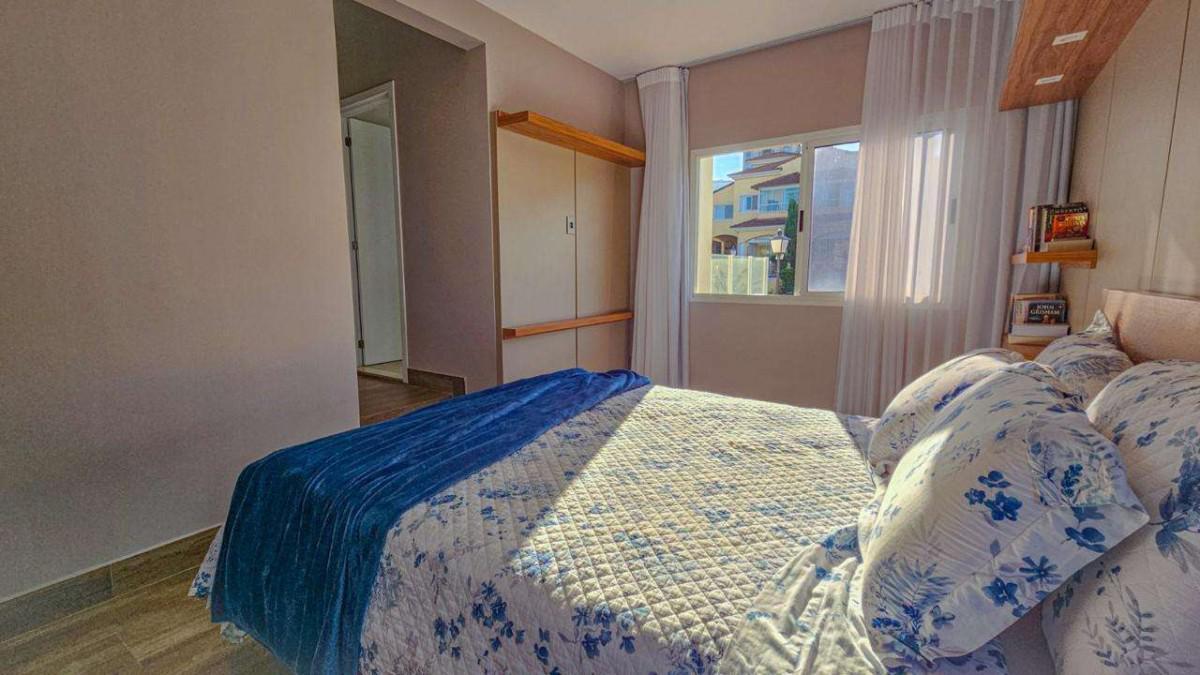 Casa, Alphaville - Lagoa dos Ingleses, 4 Quartos, 3 Vagas, 4 Suítes