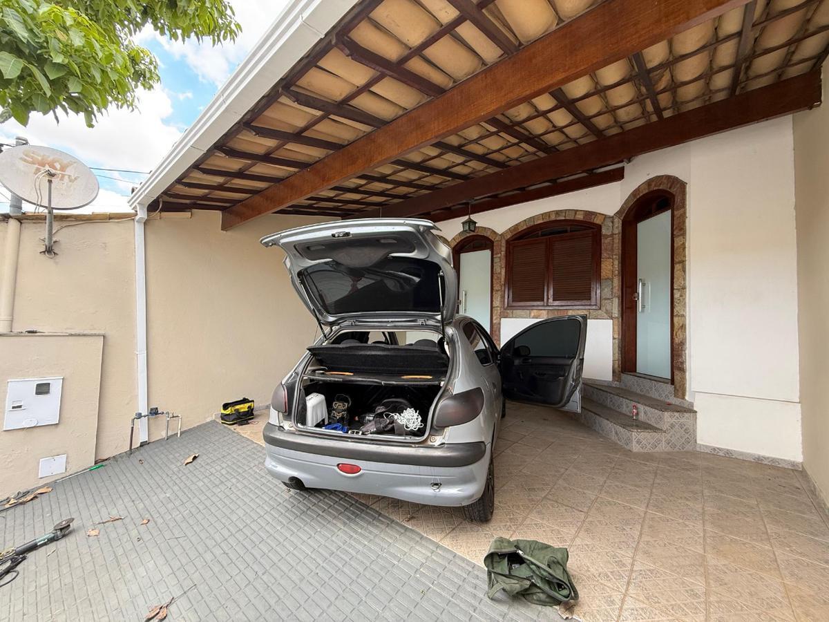 Casa, São João Batista (venda Nova), 3 Quartos, 2 Vagas, 1 Suíte