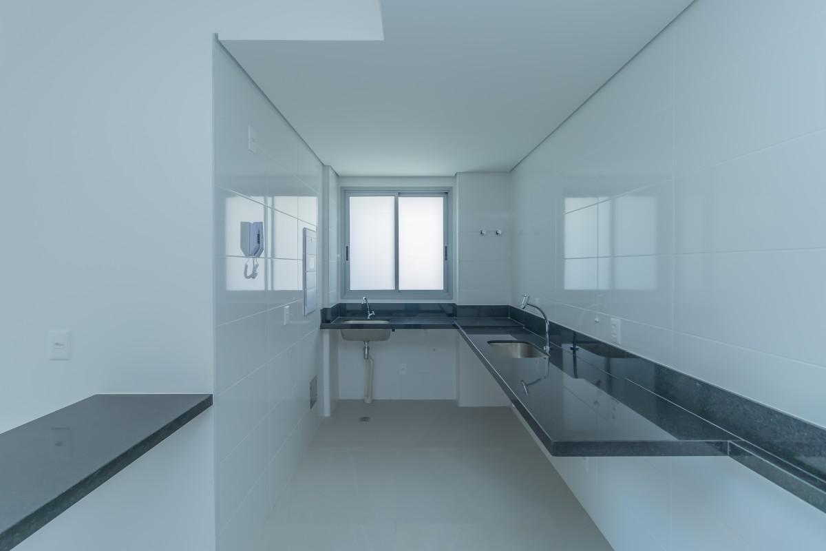 Apartamento, Sagrada Família, 3 Quartos, 2 Vagas, 1 Suíte