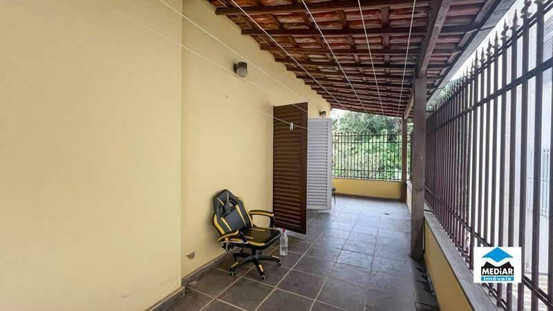 Casa, Santo Antônio, 8 Quartos, 3 Vagas, 2 Suítes