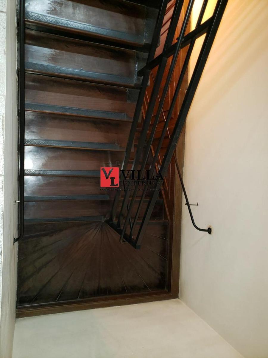 Prédio, Centro, 0 Quarto, 0 Vaga