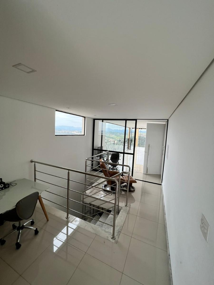 Cobertura, Brasiléia, 3 Quartos, 2 Vagas, 1 Suíte