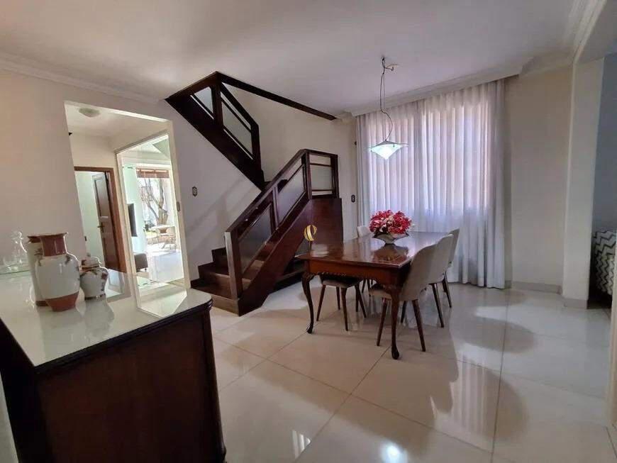 Casa, Itapoã, 5 Quartos, 3 Vagas, 2 Suítes