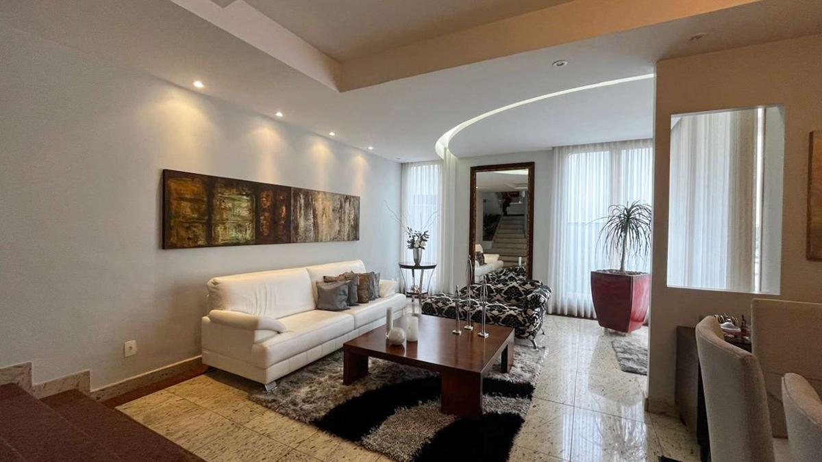 Casa, Paquetá, 4 Quartos, 5 Vagas, 2 Suítes