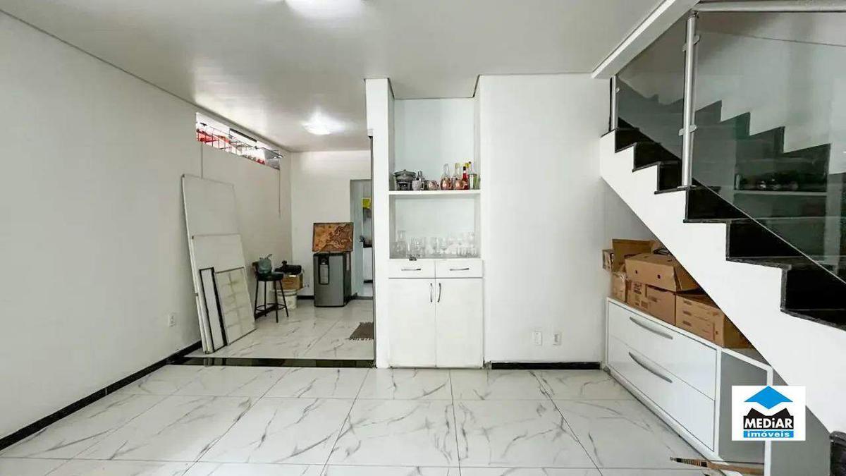 Casa, Santa Branca, 3 Quartos, 1 Vaga, 2 Suítes