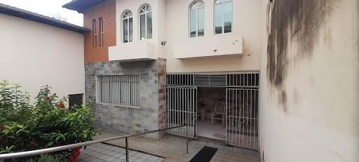 Casa, Centro, 3 Quartos, 1 Vaga, 1 Suíte