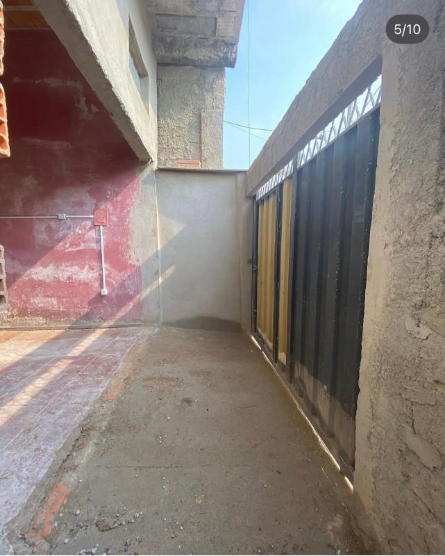 Casa, Ana Lúcia, 2 Quartos, 1 Vaga