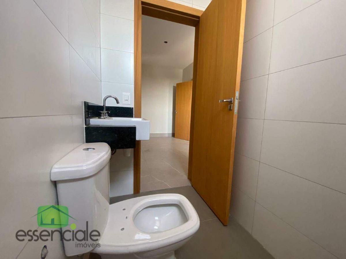 Cobertura, Fonte Grande, 3 Quartos, 2 Vagas, 1 Suíte