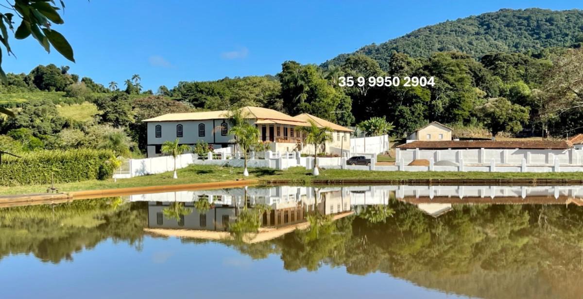 Fazenda, Zona Rural, 4 Quartos, 5 Vagas, 2 Suítes