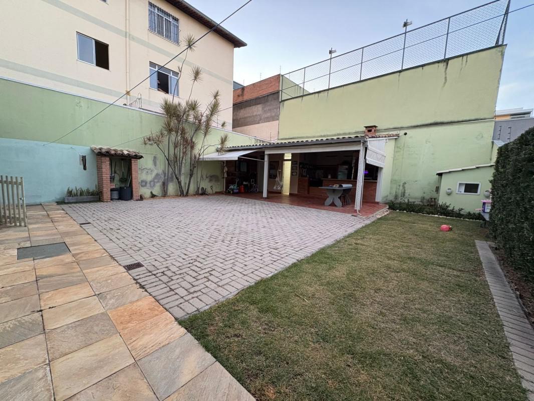 Casa, Serrano, 5 Quartos, 5 Vagas, 1 Suíte