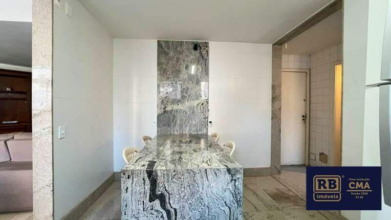 Cobertura, Funcionários, 6 Quartos, 3 Vagas, 1 Suíte